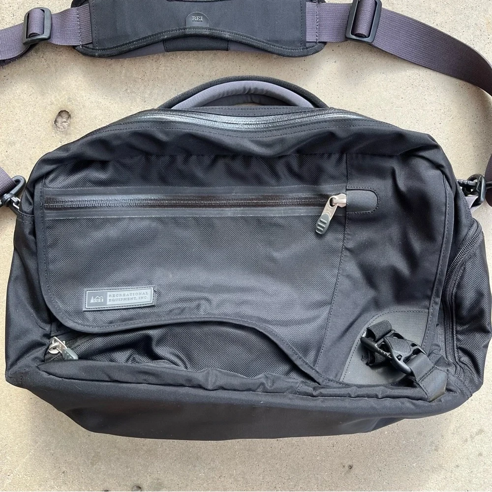 REI Laptop Briefcase Duffel Bag with Shoulder Strap